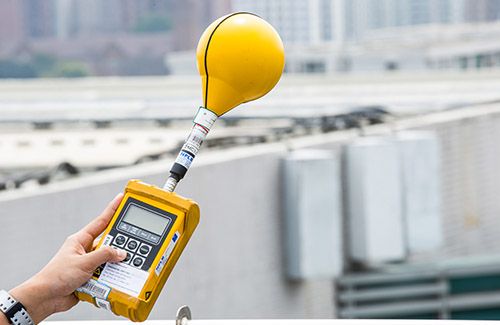 電磁兼容科技中心 你的「捉鬼敢死隊」 電磁兼容科技中心 你的「捉鬼敢死隊」