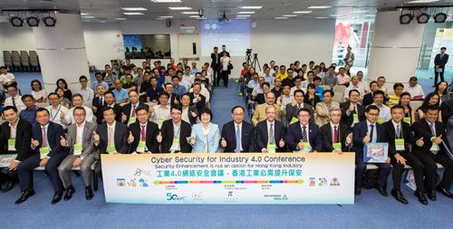 Group photo of Mr Nicholas Yang, Secretary for Innovation and Technology of the HKSAR Government (front row, seven from right), and Mrs Agnes Mak, Executive Director of HKPC (front row, eight from right), with the speakers, industry sponsor representatives and delegates of the Conference on Cyber Security for Industry 4.0