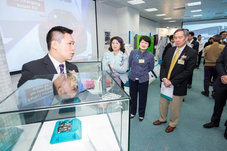 Miss Janet Wong, Commissioner for Innovation and Technology (second from left), accompanied by Dr Clement Chen, Chairman, and Mrs Agnes Mak, Executive Director of HKPC, learns about the latest R&D results of APAS R&D Centre