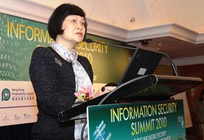 Mrs Agnes Mak, Executive Director of HKPC, gave welcoming address at the opening ceremony of the “Information Security Summit 2010”