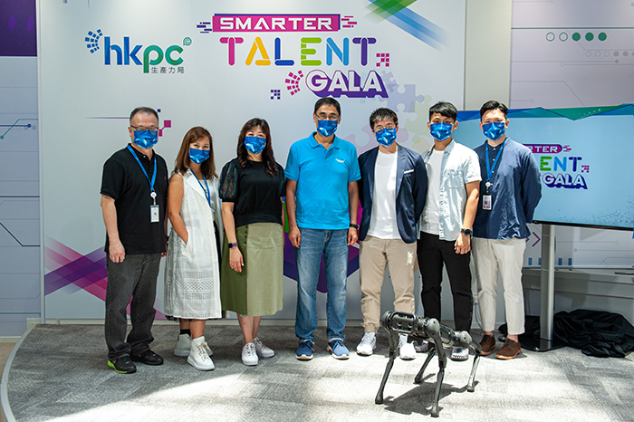 Mr Mohamed Butt, Executive Director (centre), and Ms Eliza Ng, Chief People and Culture Officer of HKPC (third from left), told participants of “Smarter Talent Gala” that HKPC attached great importance to internal training and work-life balance.