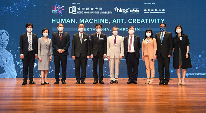 (From left) Professor Johnny M Poon, Associate Vice-President (Interdisciplinary Research) of HKBU; Ms Rosanna Choi, Treasurer of the Council and the Court of HKBU; Professor James Tang Tuck-kong, Secretary-General of the University Grants Committee; Professor Alexander Wai, President and Vice-Chancellor of HKBU; Professor Sun Dong, Secretary for Innovation, Technology and Industry of the HKSAR Government; Dr Clement Chen, Chairman of the Council and the Court of HKBU; Professor Guo Yike, Vice-President (Research and Development) of HKBU; Ms Zhu Yihua, Deputy Director-General, New Territories Sub-office of the Liaison Office of the Central People's Government in the HKSAR; Mr Mohamed Butt, Executive Director of HKPC; and Ms Christine Chow, Vice-President (Administration) and Secretary of HKBU. 