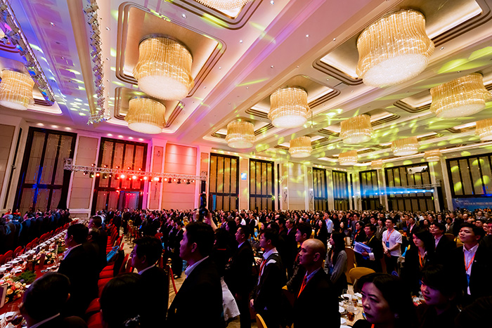 Picture 19: The gala dinner hosted nearly a thousand guests showcasing a remarkable spectacle.