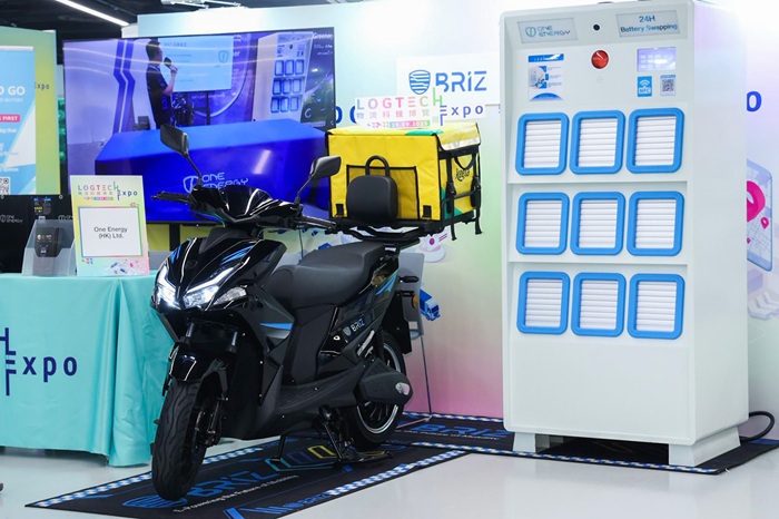 電動電單車製造商Briz EV於「物流科技博覽2025」展示了今年即將在香港上市的可換電池車型。 電動電單車製造商Briz EV於「物流科技博覽2025」展示了今年即將在香港上市的可換電池車型。