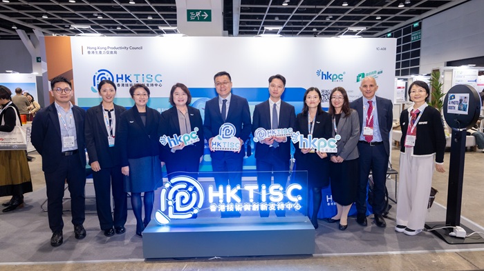 HKTISC participated as an exhibitor at BIP Asia Forum 2025 to introduce its services. Mr. Chen Hongbing, Director of WIPO Madrid Operations Division (5th from left), visited the booth with Ms. Vivian Lin, Chief Operating Officer of HKPC (4th from left), and Mr. Leslie Shay, Assistant Director of IPD (6th from left).