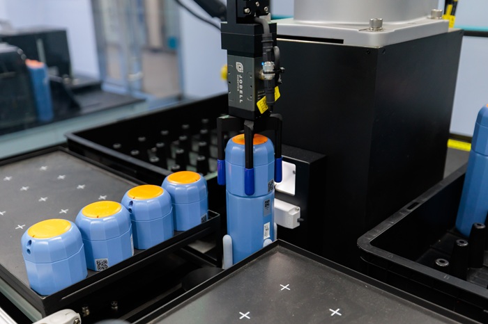 The Automated AI Water Testing System (Robotic Sample Distributor)